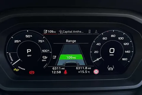 LR74WFH Audi Q4 e-tron 210kW 45 82kWh Sport 5dr Auto [Leather] Thumbnail #55