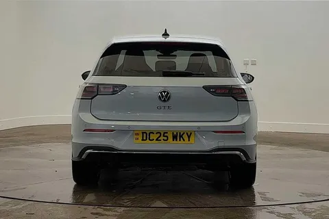 DC25WKY Volkswagen Golf 1.5 TSI 272 GTE eHybrid 5dr DSG Thumbnail #8