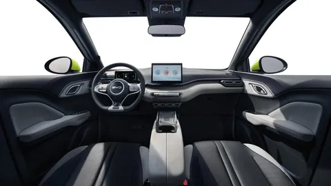 BYD Dolphin Surf 30kWh Active Auto 5dr Thumbnail #5