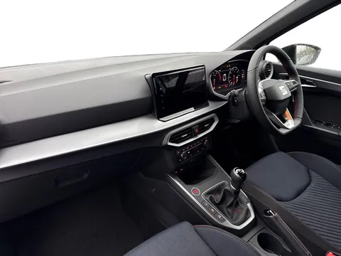  SEAT Arona 1.0 TSI FR Black Edition Euro 6 (s/s) 5dr Thumbnail #15