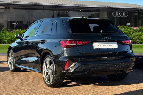 KO74PNU Audi A3 Black Edition 35 TFSI 150 PS S tronic Thumbnail #3