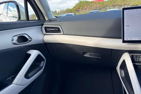 BYD ATTO 2 51.1kWh Boost Auto 5dr Thumbnail #15