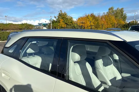 BYD ATTO 2 51.1kWh Boost Auto 5dr Thumbnail #37