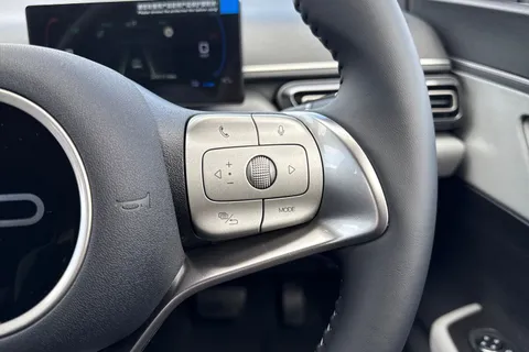  BYD Dolphin Surf 30kWh Active Auto 5dr Thumbnail #40