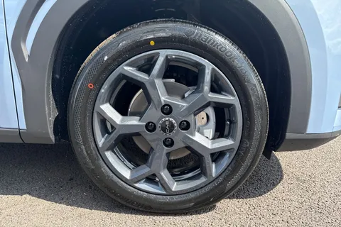 BYD Dolphin Surf 43.2kWh Boost Auto 5dr Thumbnail #7