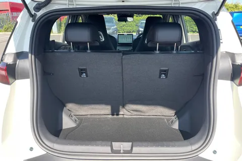 BYD Dolphin Surf 43.2kWh Boost Auto 5dr Thumbnail #10