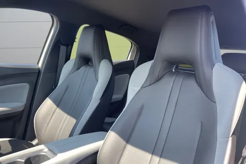 BYD Dolphin Surf 43.2kWh Boost Auto 5dr Thumbnail #11