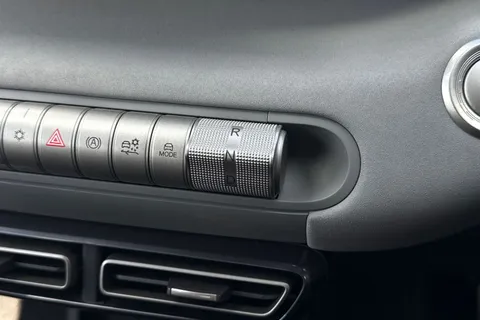 BYD Dolphin Surf 43.2kWh Boost Auto 5dr Thumbnail #20