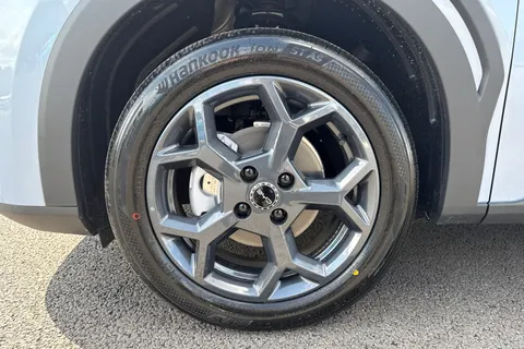 BYD Dolphin Surf 43.2kWh Boost Auto 5dr Thumbnail #24