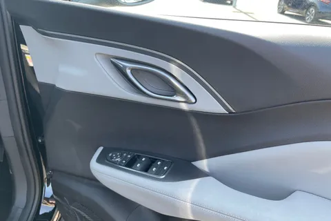 BYD Dolphin Surf 43.2kWh Comfort Auto 5dr Thumbnail #18