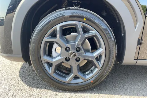 BYD Dolphin Surf 43.2kWh Comfort Auto 5dr Thumbnail #24