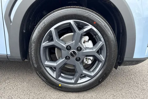  BYD Dolphin Surf 43.2kWh Comfort Auto 5dr Thumbnail #7