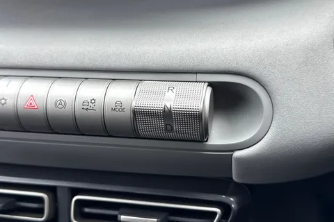  BYD Dolphin Surf 43.2kWh Comfort Auto 5dr Thumbnail #20