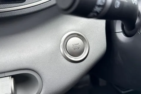  BYD Dolphin Surf 43.2kWh Comfort Auto 5dr Thumbnail #57