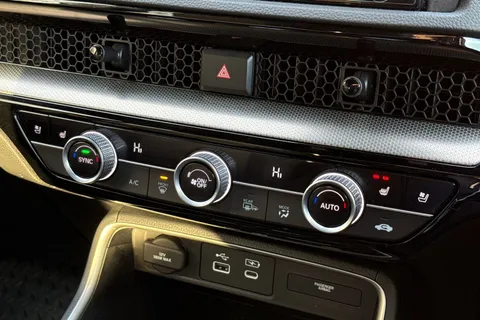 YC74BMU Honda CR-V 2.0 ePHEV Advance Tech 5dr eCVT Thumbnail #22