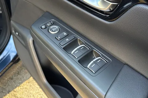 YC74BMU Honda CR-V 2.0 ePHEV Advance Tech 5dr eCVT Thumbnail #24