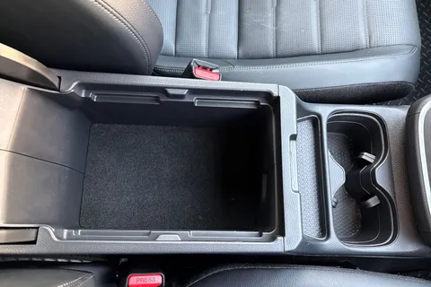 YC74BMU Honda CR-V 2.0 ePHEV Advance Tech 5dr eCVT Thumbnail #44