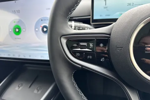 BYD SEAL 82.5kWh Excellence Auto AWD 4dr Thumbnail #38