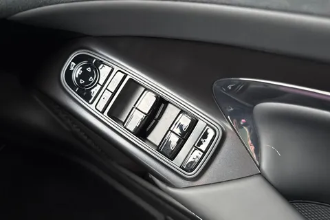 BYD SEAL 82.5kWh Excellence Auto AWD 4dr Thumbnail #43