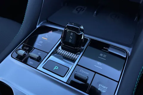 BYD Seal U 1.5 DM-i 26.6kWh Comfort CVT Auto Euro 6 (s/s) 5dr Thumbnail #20