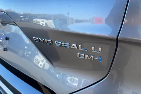  BYD Seal U 1.5 DM-i 26.6kWh Comfort CVT Auto Euro 6 (s/s) 5dr Thumbnail #33