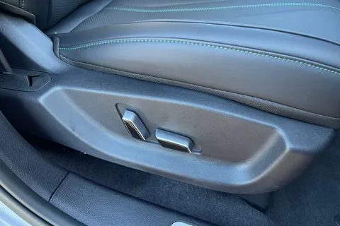  BYD Seal U 1.5 DM-i 26.6kWh Comfort CVT Auto Euro 6 (s/s) 5dr Thumbnail #37