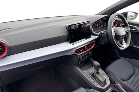  SEAT Ibiza 1.0 TSI FR Black Edition DSG Euro 6 (s/s) 5dr Thumbnail #15