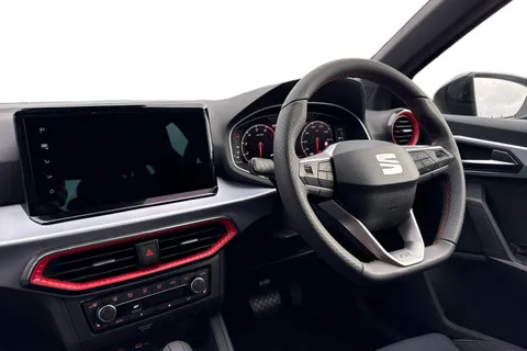  SEAT Ibiza 1.0 TSI FR Black Edition DSG Euro 6 (s/s) 5dr Thumbnail #18