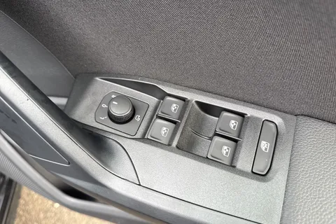  SEAT Ibiza 1.0 TSI FR Black Edition DSG Euro 6 (s/s) 5dr Thumbnail #21