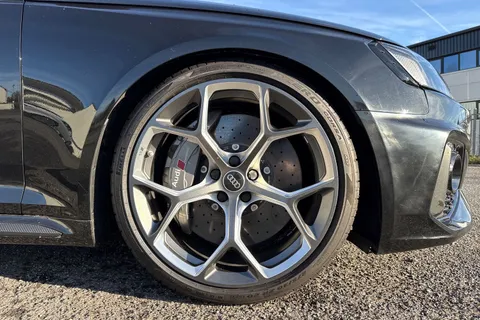 9 of 47 for Audi RS 4 Avant RS 4 Avant edition 25 years 470 PS tiptronic