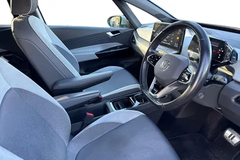 14 of 45 for Volkswagen ID.3 150kW 1ST Edition Pro Power 58kWh 5dr Auto | App Connect | Rear Camera