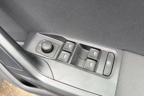 20 of 49 for SEAT Arona 1.0 TSI SE Technology DSG Euro 6 (s/s) 5dr