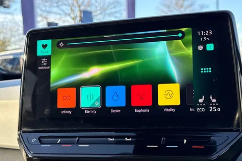 28 of 45 for Volkswagen ID.3 150kW 1ST Edition Pro Power 58kWh 5dr Auto | App Connect | Rear Camera