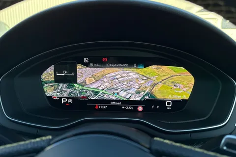 36 of 47 for Audi RS 4 Avant RS 4 Avant edition 25 years 470 PS tiptronic