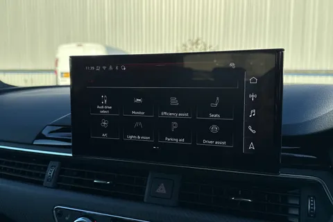 44 of 47 for Audi RS 4 Avant RS 4 Avant edition 25 years 470 PS tiptronic