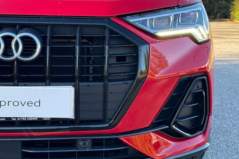 BV21VSO Audi Q3 Edition 1 35 TFSI  150 PS S tronic Thumbnail #29