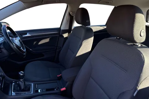 11 of 42 for Volkswagen Golf 1.0 TSI SE Euro 6 (s/s) 5dr