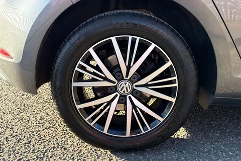 23 of 42 for Volkswagen Golf 1.0 TSI SE Euro 6 (s/s) 5dr