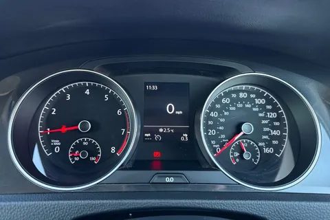 35 of 42 for Volkswagen Golf 1.0 TSI SE Euro 6 (s/s) 5dr