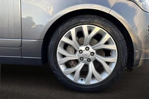 9 of 50 for Land Rover Range Rover 3.0 D300 MHEV Vogue SE SUV 5dr Diesel Auto 4WD Euro 6 (s/s) (300 ps)