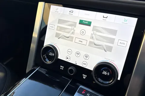 23 of 50 for Land Rover Range Rover 3.0 D300 MHEV Vogue SE SUV 5dr Diesel Auto 4WD Euro 6 (s/s) (300 ps)