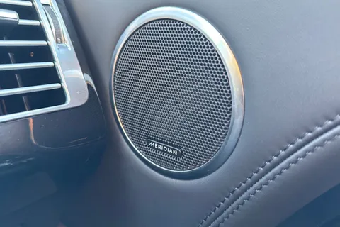 25 of 50 for Land Rover Range Rover 3.0 D300 MHEV Vogue SE SUV 5dr Diesel Auto 4WD Euro 6 (s/s) (300 ps)