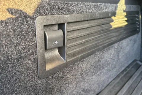 28 of 50 for Land Rover Range Rover 3.0 D300 MHEV Vogue SE SUV 5dr Diesel Auto 4WD Euro 6 (s/s) (300 ps)