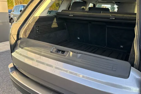 30 of 50 for Land Rover Range Rover 3.0 D300 MHEV Vogue SE SUV 5dr Diesel Auto 4WD Euro 6 (s/s) (300 ps)