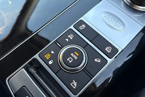 45 of 50 for Land Rover Range Rover 3.0 D300 MHEV Vogue SE SUV 5dr Diesel Auto 4WD Euro 6 (s/s) (300 ps)