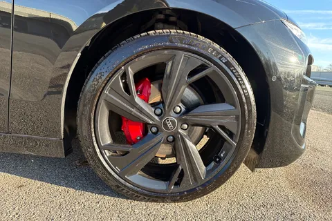 KS74PRX Audi A6 E-Tron Avant Avant Edition 1 e-tron performance  270,00 kW Thumbnail #7