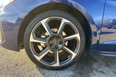 PJ25LNA Audi A1 Black Edition 35 TFSI 150 PS S tronic Thumbnail #11