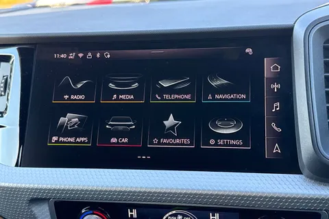 PJ25LNA Audi A1 Black Edition 35 TFSI 150 PS S tronic Thumbnail #17