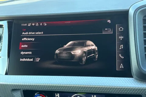 PJ25LNA Audi A1 Black Edition 35 TFSI 150 PS S tronic Thumbnail #41