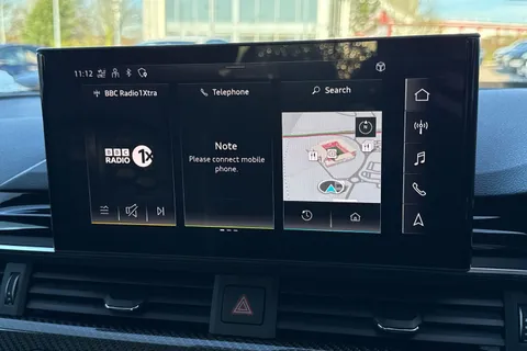 25 of 67 for Audi RS 4 Avant RS 4 Avant Carbon Black 450 PS tiptronic